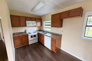 702 S Solandra Dr, Orlando, FL 32807 - Photo 14