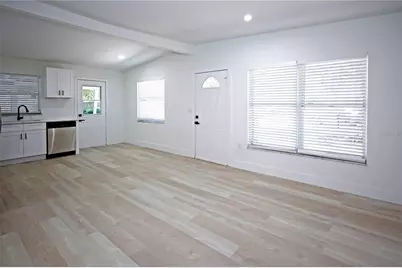 9001 82nd Street, Seminole, FL 33777 - Photo 8