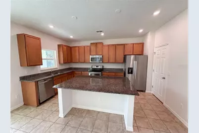 811 Maple Leaf Loop, Winter Springs, FL 32708 - Photo 2