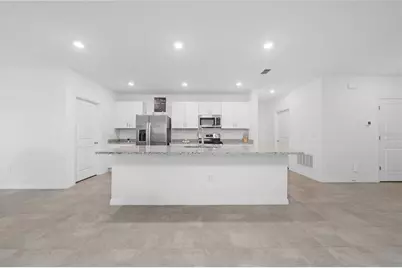 7396 Capstone Drive, Groveland, FL 34736 - Photo 4