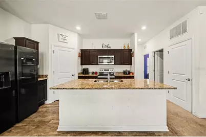 1006 Commuter Dr, Deltona, FL 32738 - Photo 8
