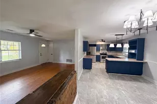 820 E Wisconsin Ave, Deland, FL 32724 - Photo 2