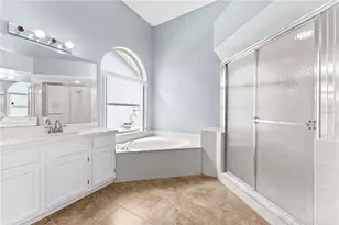 2811 Ripton Ct, Orlando, FL 32835 - Photo 12