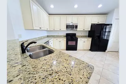 302 San Lorenzo Court, Bradenton, FL 34208 - Photo 8