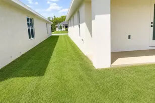 7569 Bent Tree Loop, Saint Cloud, FL 34771 - Photo 12