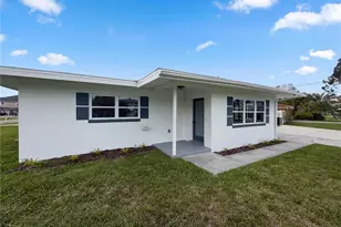 567 Baywood Dr N, Dunedin, FL 34698 - Photo 18