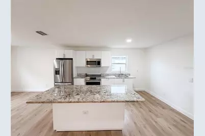 845 40th Avenue S, Saint Petersburg, FL 33705 - Photo 8