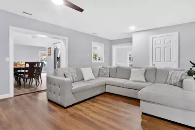 1092 W Riviera Boulevard, Oviedo, FL 32765 - Photo 2