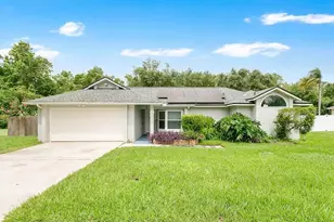 1092 W Riviera Blvd, Oviedo, FL 32765 - Photo 1