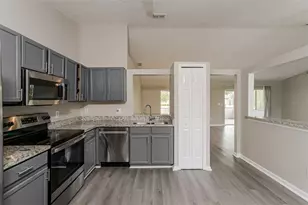 602 Cotulla Dr, Kissimmee, FL 34758 - Photo 8