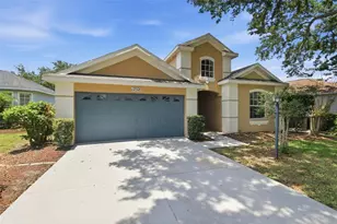 12521 Tall Pines Way, Bradenton, FL 34202 - Photo 2