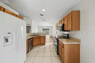 332 McKay Blvd, Sanford, FL 32771 - Photo 6