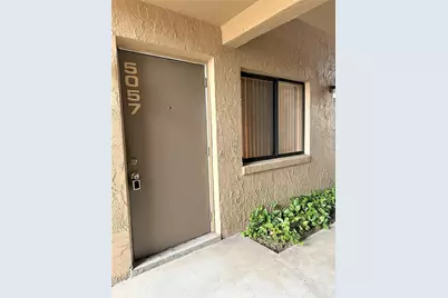 5057 Vineland Road #5057, Orlando, FL 32811 - Photo 2