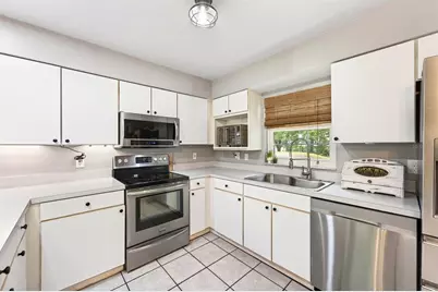 2385 Lake Pickett Road, Orlando, FL 32826 - Photo 8
