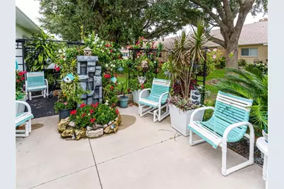 9234 Santa Monica Way, New Port Richey, FL 34655 - Photo 4