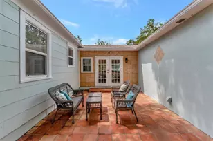 1419 55th St S, Gulfport, FL 33707 - Photo 32