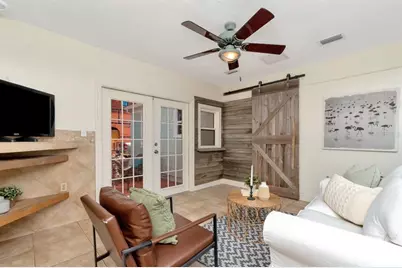 1419 55th Street S, Gulfport, FL 33707 - Photo 30