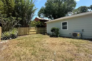 1419 55th St S, Gulfport, FL 33707 - Photo 40