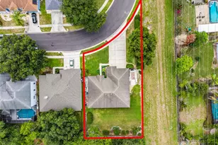 3365 Sterling Lake Cir, Oviedo, FL 32765 - Photo 6