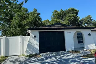 7605 Embassy Blvd, Port Richey, FL 34668 - Photo 1