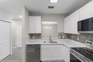 522 Villa Del Sol Cir, Orlando, FL 32824 - Photo 4