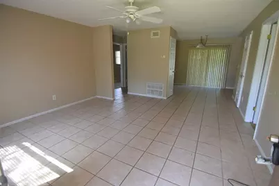 423 Longwood Circle, Longwood, FL 32750 - Photo 2
