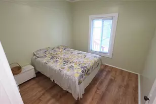 107 S 1st St, Haines City, FL 33844 - Photo 12