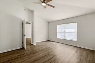 1537 Maximilian Dr, Wesley Chapel, FL 33543 - Photo 24