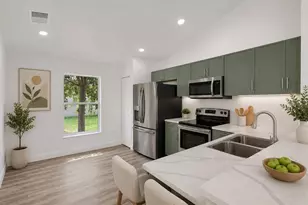 318 Walpole Loop, Davenport, FL 33897 - Photo 6
