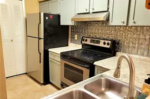 1808 Northlake Dr, Sanford, FL 32773 - Photo 12