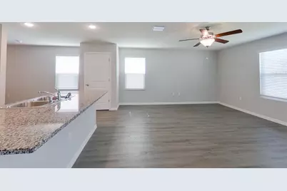 8602 SW 43rd Terrace, Ocala, FL 34476 - Photo 4