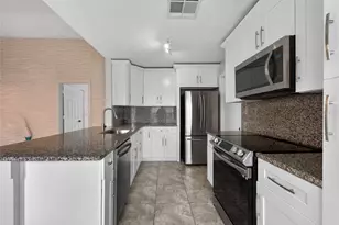 610 Jaguar Ct, Kissimmee, FL 34759 - Photo 6