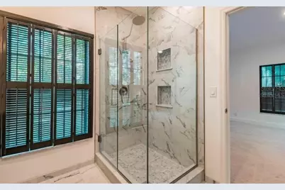 411 72nd Street S, Saint Petersburg, FL 33707 - Photo 40