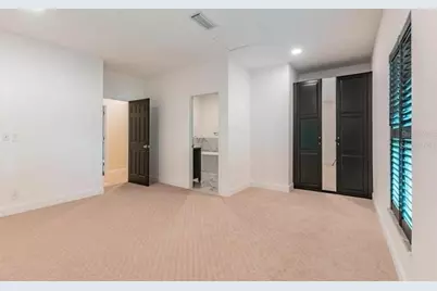 411 72nd Street S, Saint Petersburg, FL 33707 - Photo 34