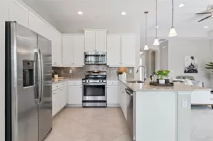 1689 Victoria Gardens Dr, Deland, FL 32724 - Photo 14