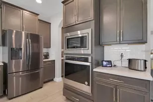 8768 Sonoma Coast Dr, Winter Garden, FL 34787 - Photo 10