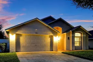 7920 Golden Pond Cir, Kissimmee, FL 34747 - Photo 16