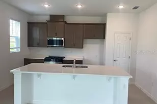 27412 Black Kite Ave, Howey in the Hills, FL 34737 - Photo 2