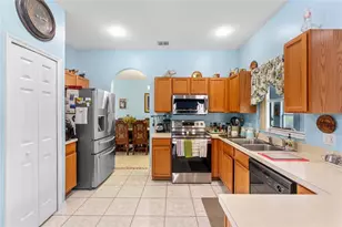 323 Alegriano Ct, Kissimmee, FL 34758 - Photo 14