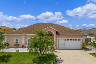 323 Alegriano Ct, Kissimmee, FL 34758 - Photo 2