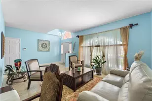 323 Alegriano Ct, Kissimmee, FL 34758 - Photo 10