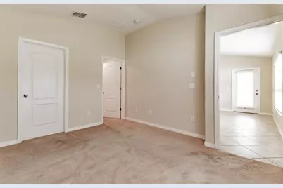 18591 Briar Oaks Drive, Hudson, FL 34667 - Photo 10