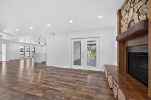 56 Bay Woods Dr, Safety Harbor, FL 34695 - Photo 18