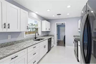 4001 Arkansas Avenue NE, Saint Petersburg, FL 33703 - Photo 8
