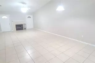 3537 Forest Branch Dr, Port Orange, FL 32129 - Photo 4