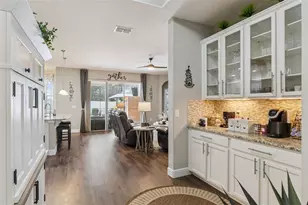4042 Chandler Estates Dr, Apopka, FL 32712 - Photo 10
