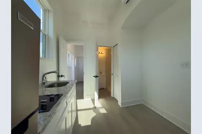 401 E Columbus Drive #3, Tampa, FL 33602 - Photo 4