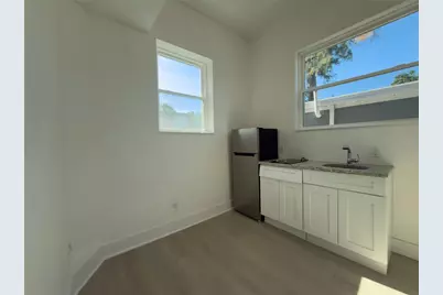 401 E Columbus Drive #3, Tampa, FL 33602 - Photo 2