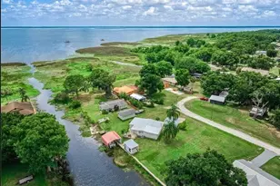 221 Speckled Perch Point, Lorida, FL 33857 - Photo 8