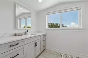 501 40th Ave NE, Saint Petersburg, FL 33703 - Photo 44